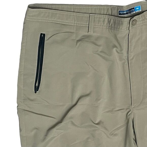 Roundtree & Yorke Performance Shorts Men’s 48 Tan  Pockets Stretch Flat Front - Picture 2 of 9